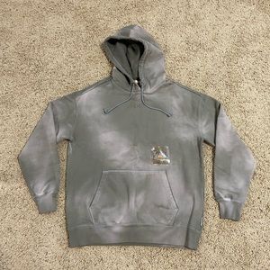 GUESS USA x Advisory Board Crystals